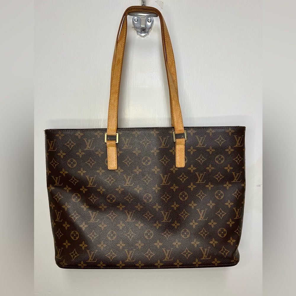 Louis Vuitton Monogram Canvas Luco